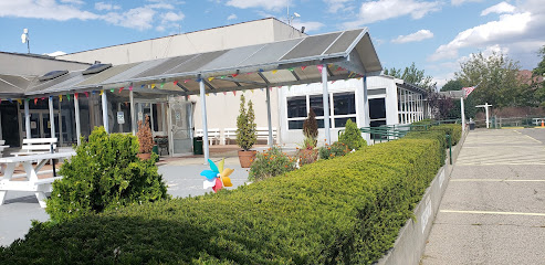 Four Seasons Adult Day Healthcare Center at Lakeside